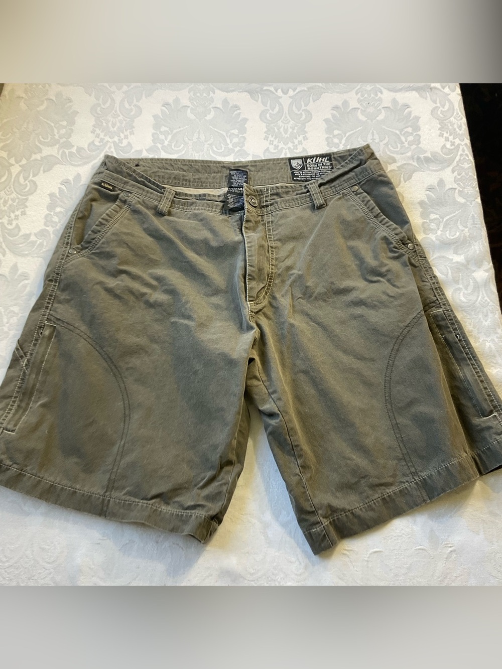 Kuhl Mens Vintage Patina Dye Outdoor Hiking Cargo Shorts Size 34